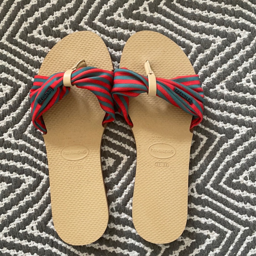 Havaianas size 37/38, red/blue